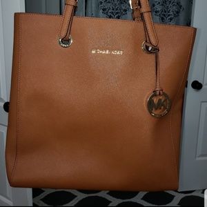 Large Michael kors handbag